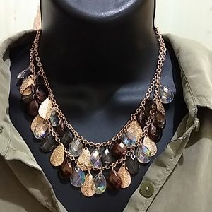 Beautiful two-tier statement necklace w earrings